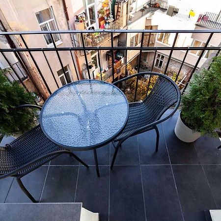 Кості Левицького 11 Leópolis Exterior foto